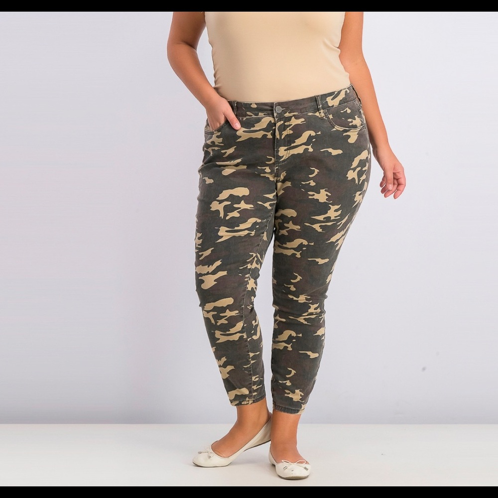 Kut from the Kloth Denim skinny jeans/Brand New